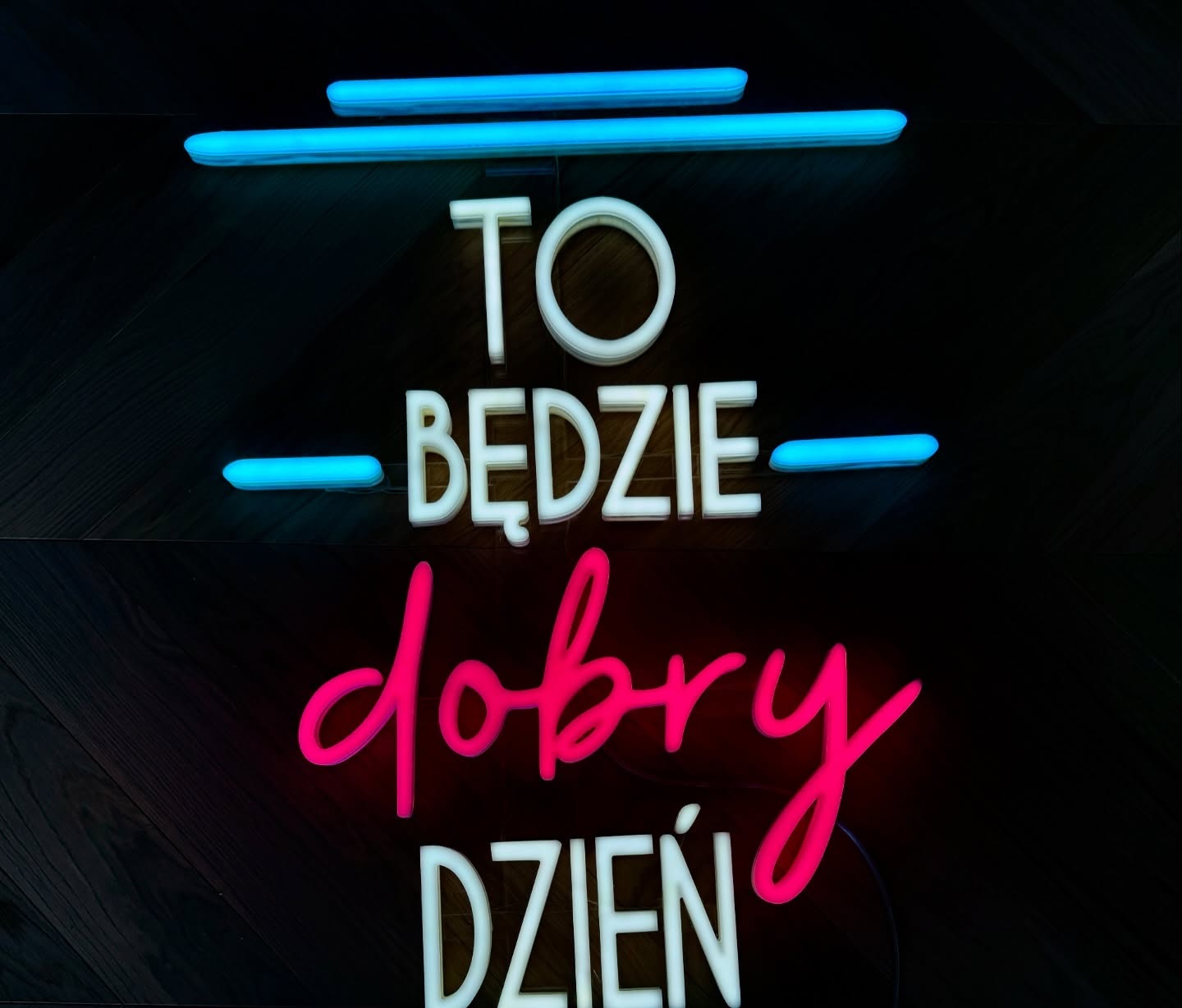 neon led tinder ślub