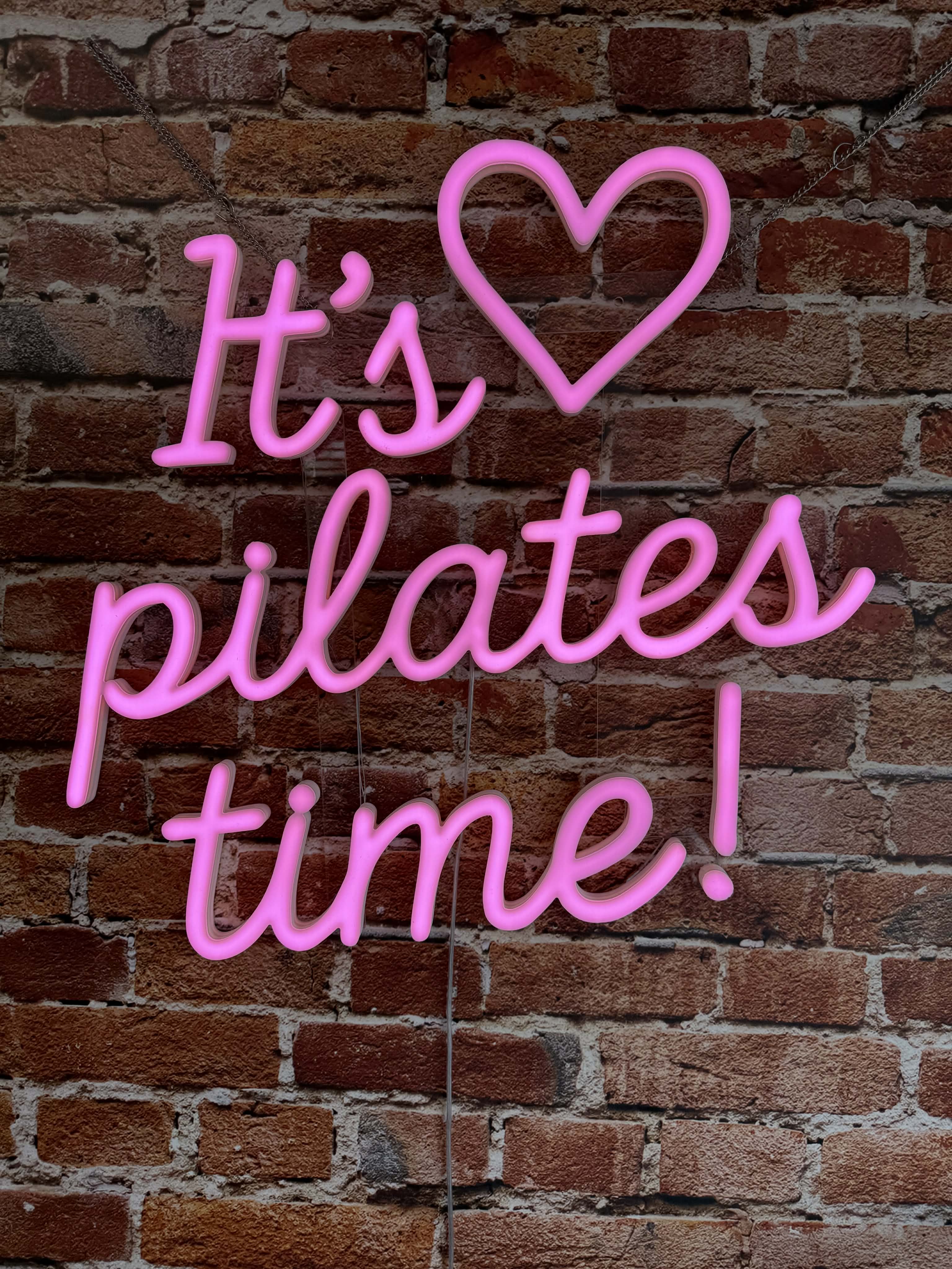 Neon fitness It’s pilates time